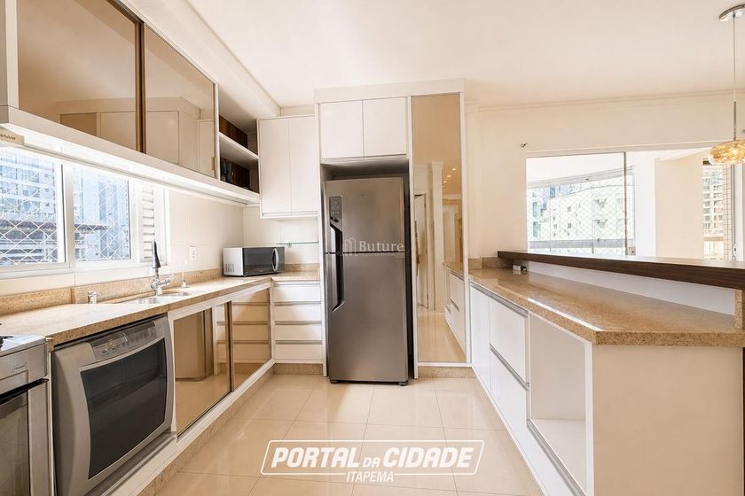 Apartamento &agrave; venda - 108m&sup2; - Centro