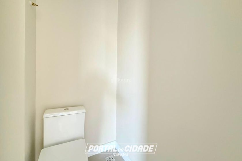 Apartamento &agrave; venda - 85m&sup2; - Meia Praia