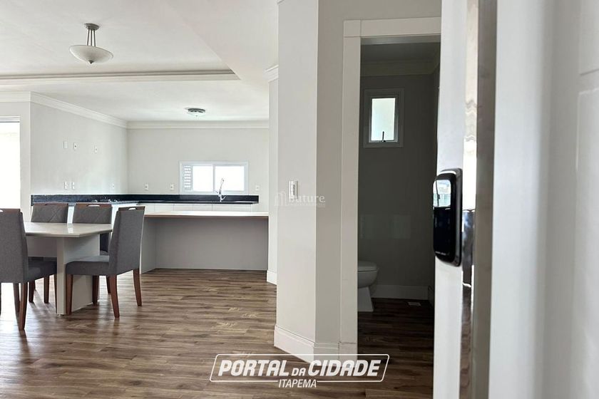 Apartamento &agrave; venda - 169m&sup2; - Meia Praia