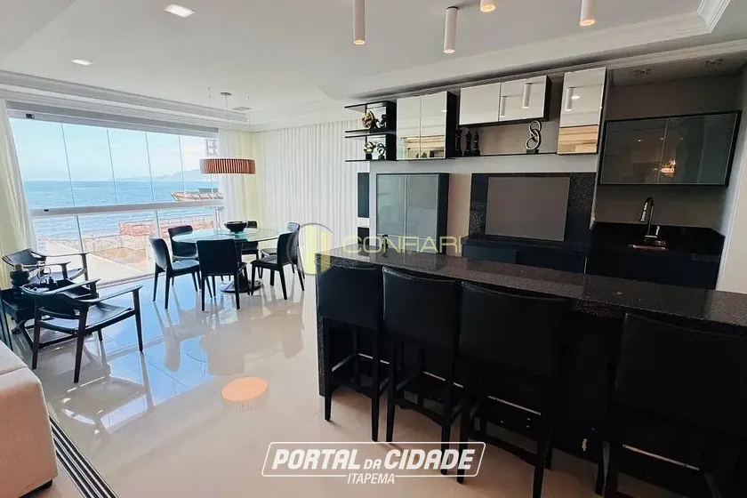 Apartamento &agrave; venda - 281m&sup2; - Meia Praia