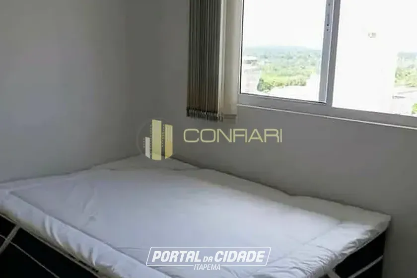 Apartamento &agrave; venda - 157m&sup2; - Meia Praia