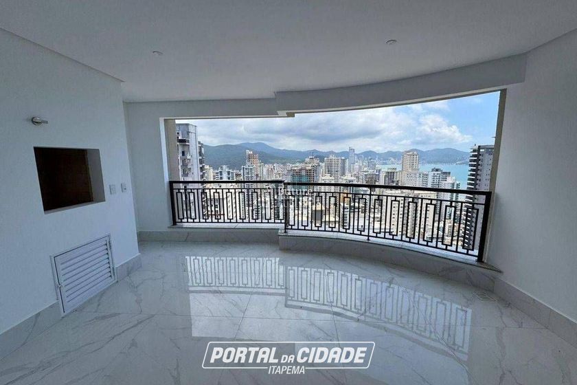 Apartamento &agrave; venda - Meia Praia