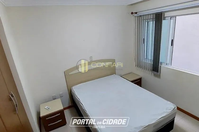 Apartamento para alugar - 106m&sup2; - MEIA PRAIA