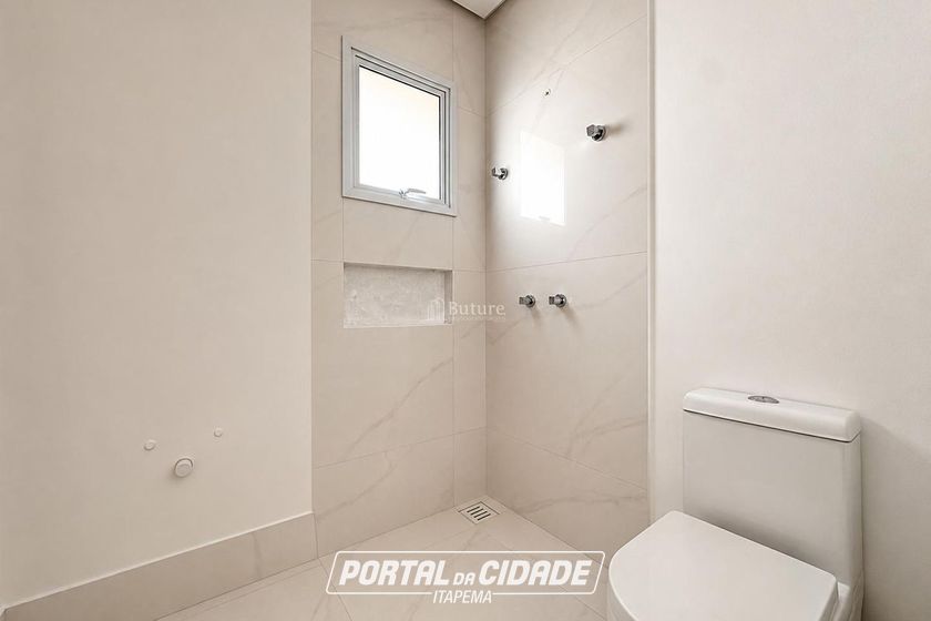 Apartamento &agrave; venda - 130m&sup2; - Centro