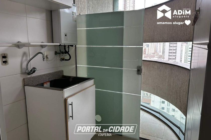 Apartamento para alugar - 140m&sup2; - Meia Praia