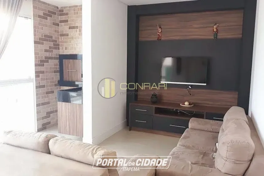 Apartamento &agrave; venda - 180m&sup2; - Meia Praia