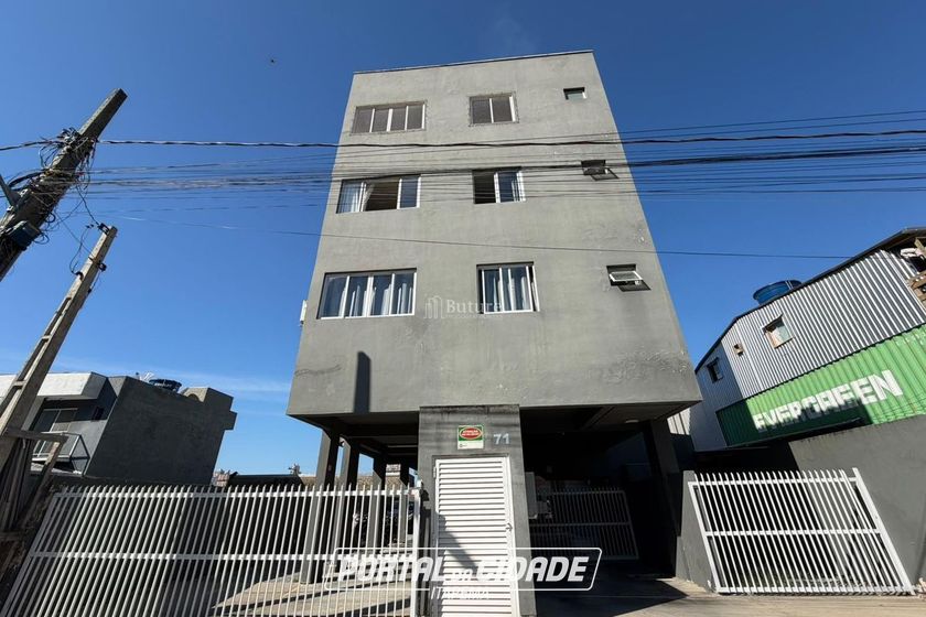 Apartamento &agrave; venda - 60m&sup2; - Morretes