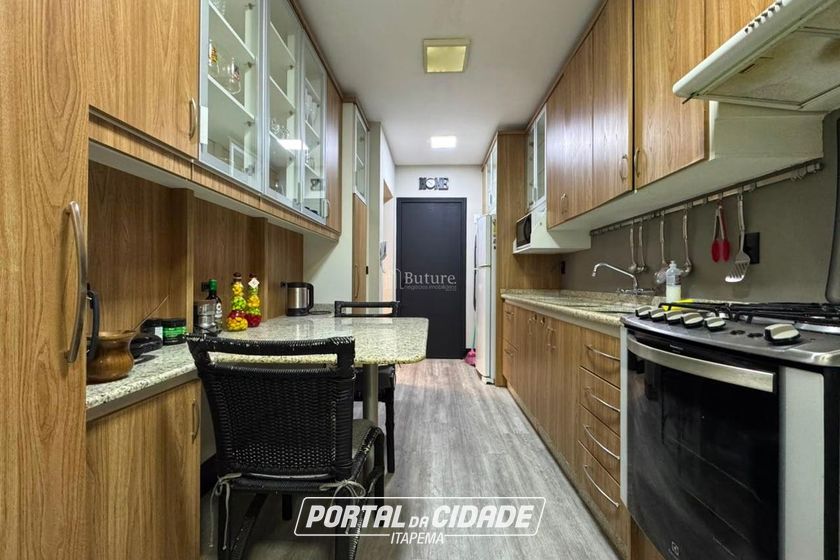 Apartamento &agrave; venda - 137m&sup2; - Centro