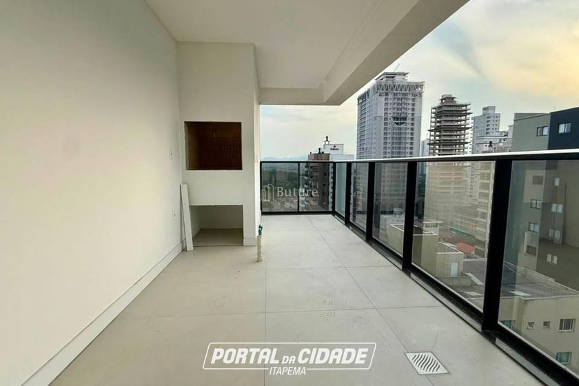 Apartamento &agrave; venda - Meia Praia
