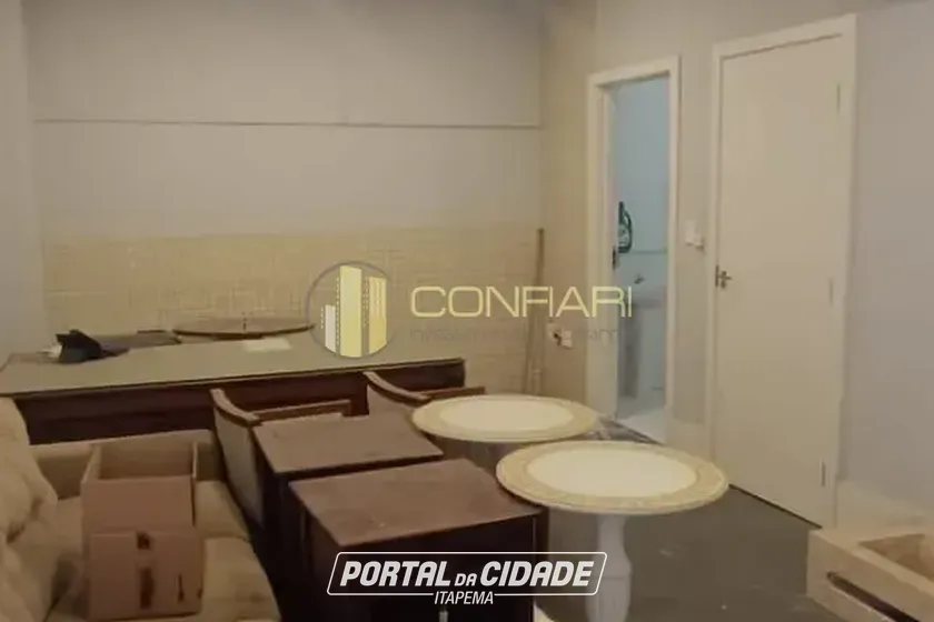 Sal&atilde;o Comercial para alugar - 204m&sup2; - Morretes