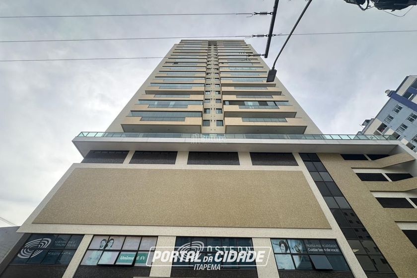 Apartamento &agrave; venda - 208m&sup2; - Meia Praia