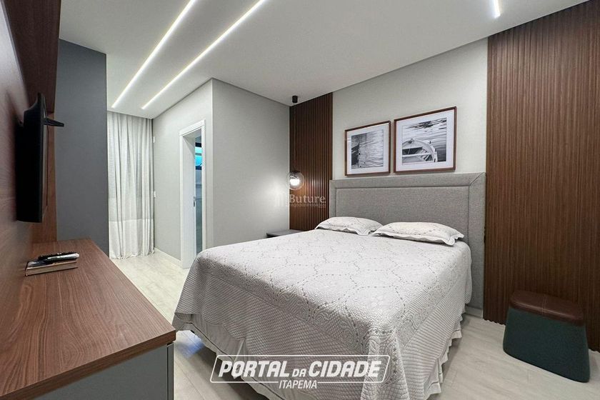 Apartamento &agrave; venda - 187m&sup2; - Meia Praia