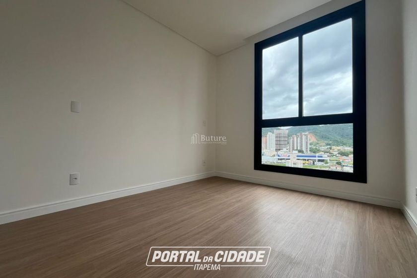 Apartamento &agrave; venda - 109m&sup2; - Centro