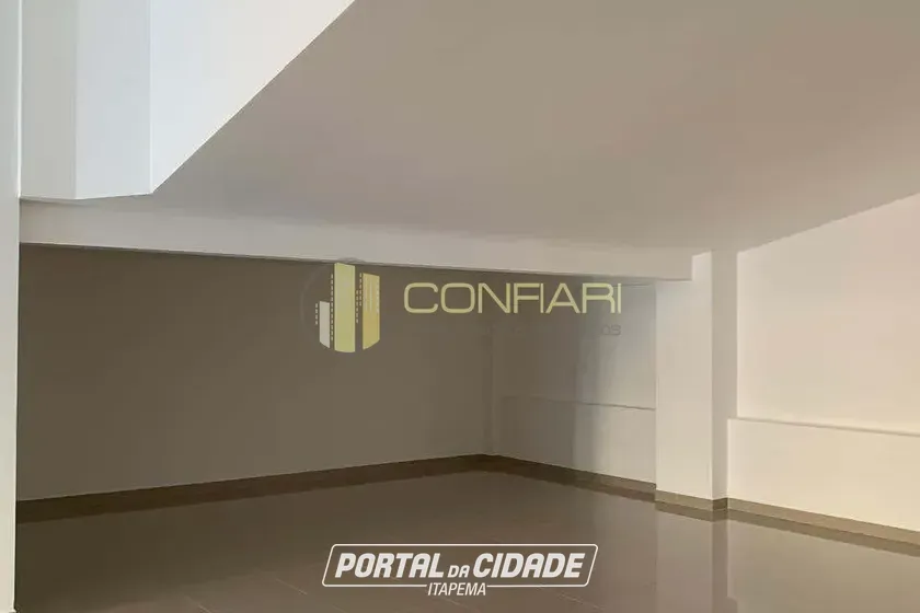 Sala Comercial para alugar - 140m&sup2; - Meia Praia