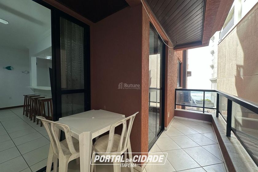 Apartamento &agrave; venda - 79m&sup2; - Meia Praia