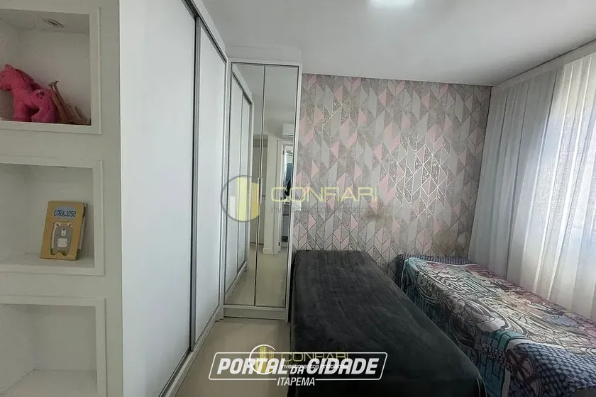 Apartamento &agrave; venda - 110m&sup2; - Meia Praia
