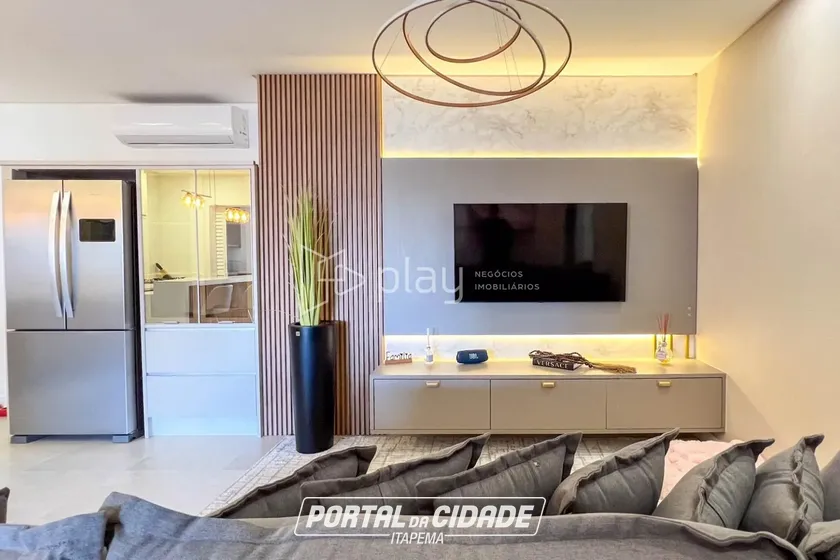 Apartamento &agrave; venda - 115m&sup2; - Meia Praia