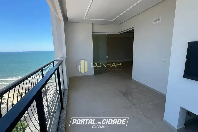 Apartamento &agrave; venda - 185m&sup2; - Meia Praia