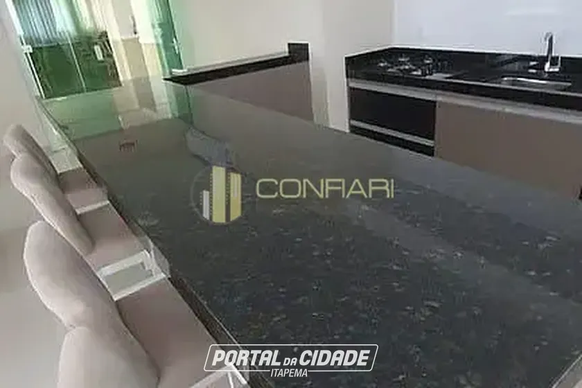 Apartamento &agrave; venda - 150m&sup2; - Meia Praia