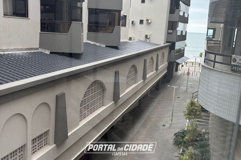 Apartamento &agrave; venda - Meia Praia