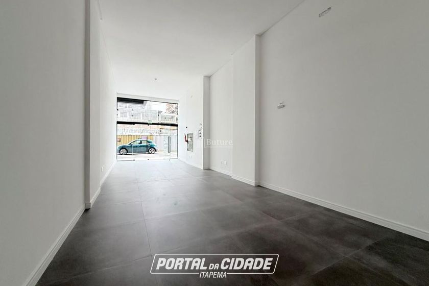 Sala Comercial &agrave; venda - 55m&sup2; - Meia Praia