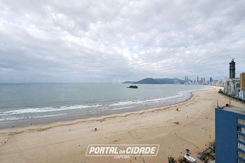 Apartamento &agrave; venda - 130m&sup2; - Centro