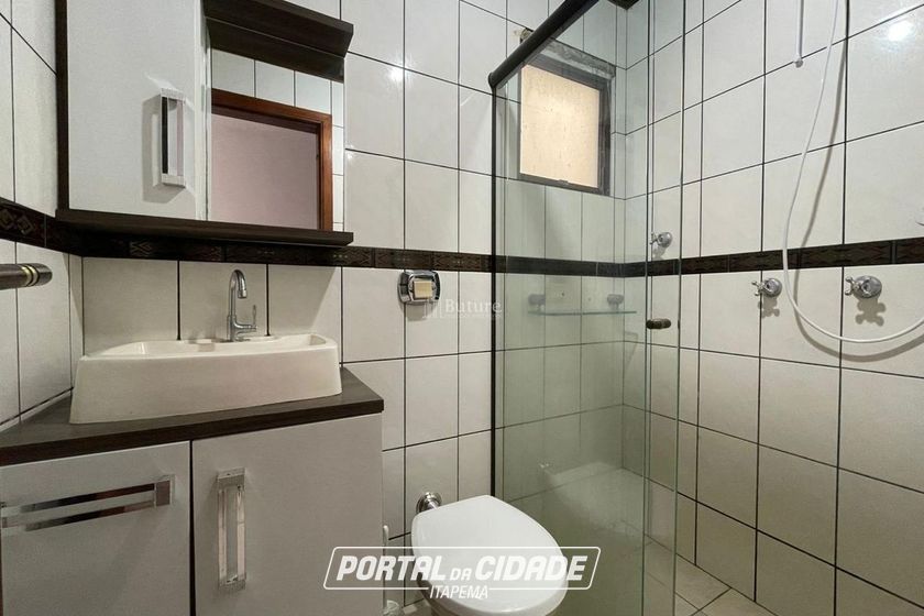 Apartamento &agrave; venda - 121m&sup2; - Meia Praia