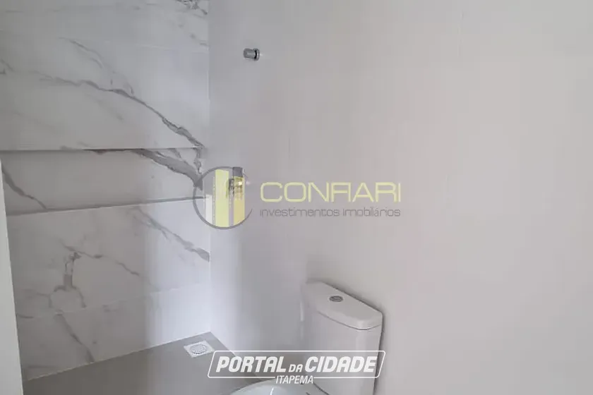 Apartamento &agrave; venda - 127m&sup2; - Meia Praia