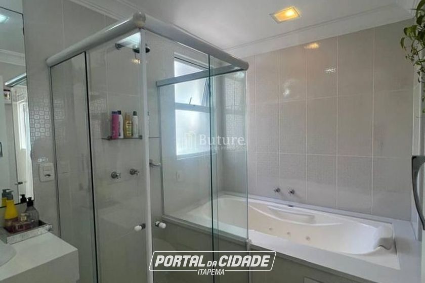 Apartamento &agrave; venda - Meia Praia
