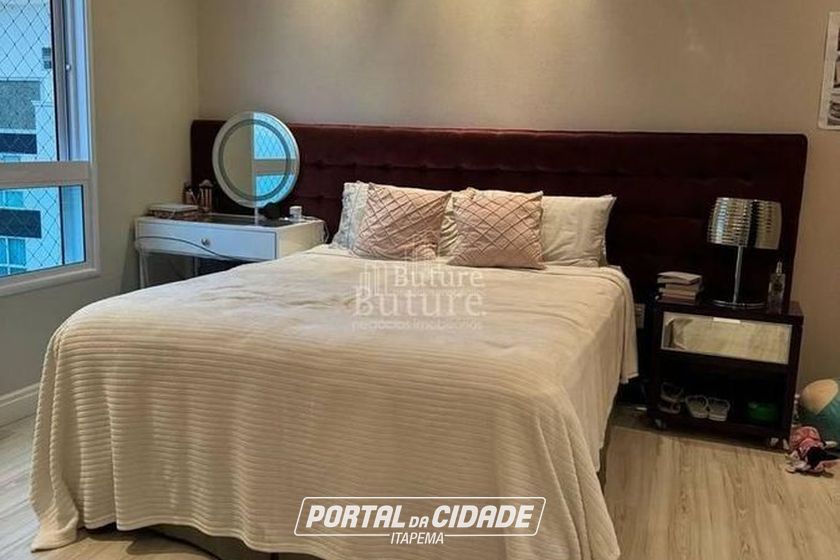 Apartamento &agrave; venda - Meia Praia