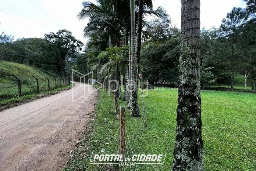 Ch&aacute;cara &agrave; venda - 1159m&sup2; - Gaspar Alto