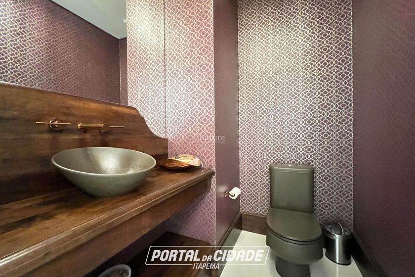 Apartamento &agrave; venda - 273m&sup2; - Meia Praia