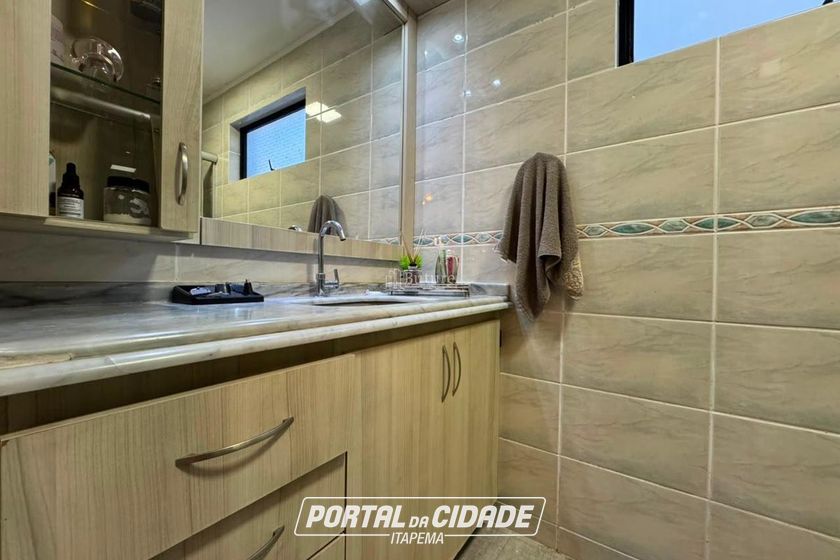 Apartamento &agrave; venda - 137m&sup2; - Centro