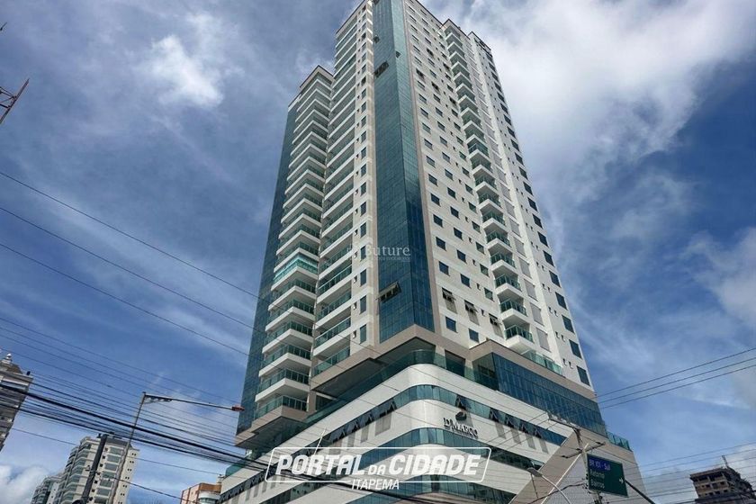 Apartamento &agrave; venda - 197m&sup2; - Meia Praia