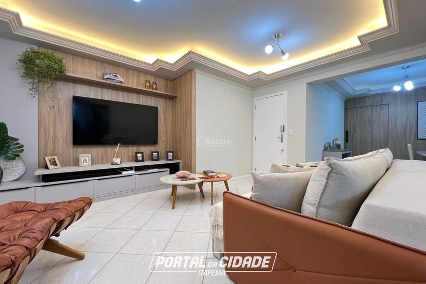 Apartamento &agrave; venda - 139m&sup2; - Meia Praia
