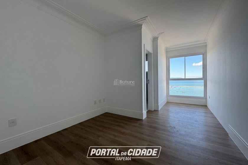 Apartamento &agrave; venda - 190m&sup2; - Centro