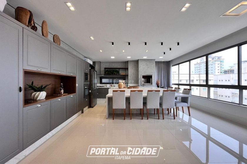 Apartamento &agrave; venda - 197m&sup2; - Meia Praia