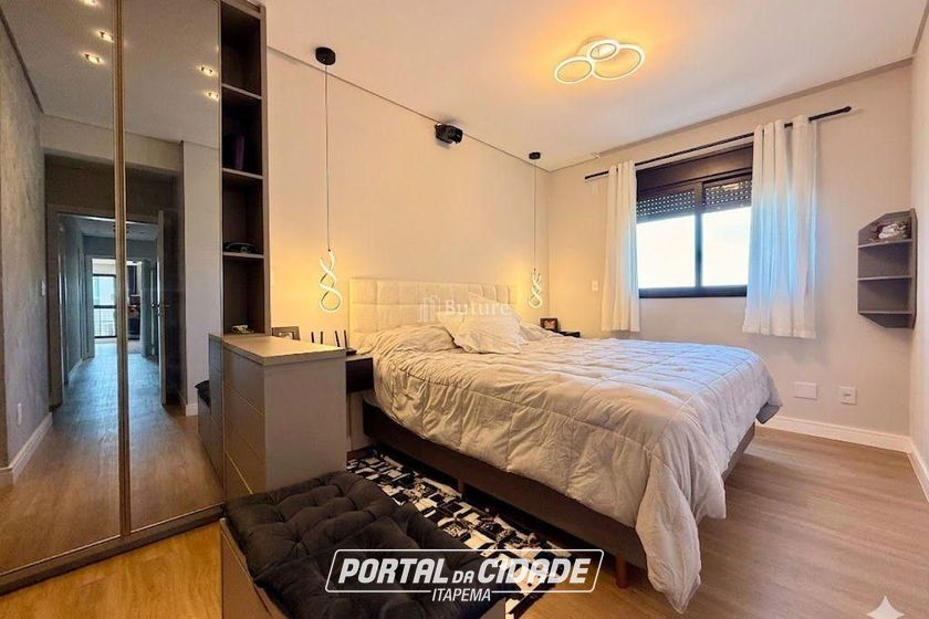 Apartamento &agrave; venda - 120m&sup2; - Centro