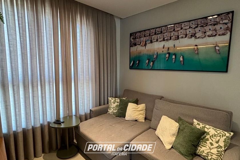Apartamento &agrave; venda - 93m&sup2; - Meia Praia