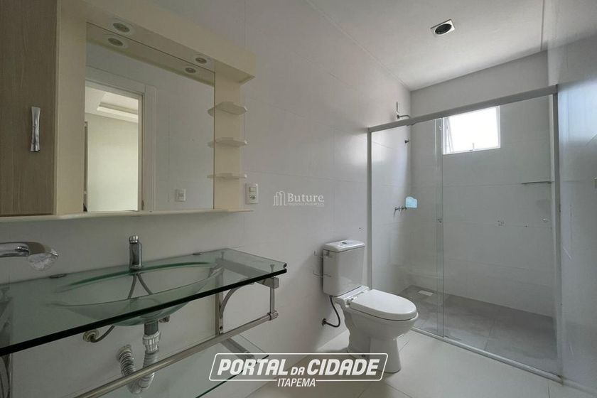 Apartamento &agrave; venda - 228m&sup2; - Meia Praia