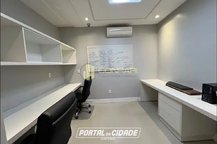 Sala Comercial para alugar - 200m&sup2; - Meia Praia
