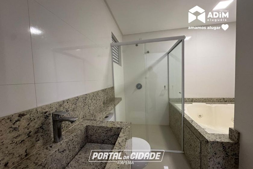 Apartamento para alugar - 190m&sup2; - Meia Praia