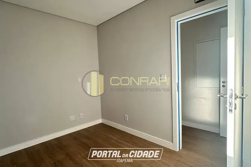 Apartamento &agrave; venda - 92m&sup2; - centro