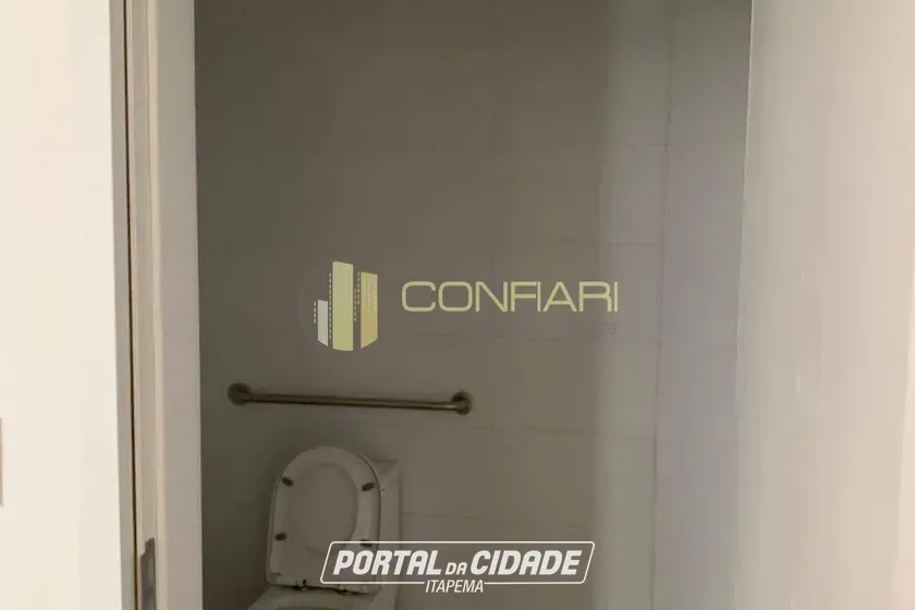 Sala Comercial para alugar - 140m&sup2; - Meia Praia