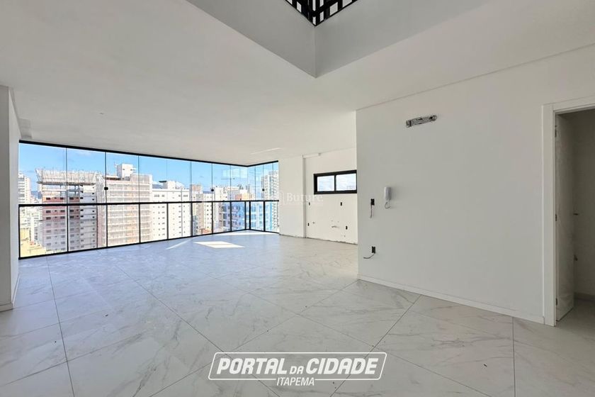 Apartamento &agrave; venda - 276m&sup2; - Meia Praia