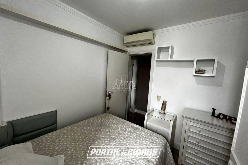 Apartamento &agrave; venda - Meia Praia