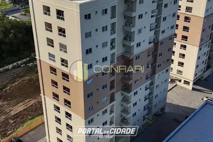 Apartamento &agrave; venda - 55m&sup2; - morretes