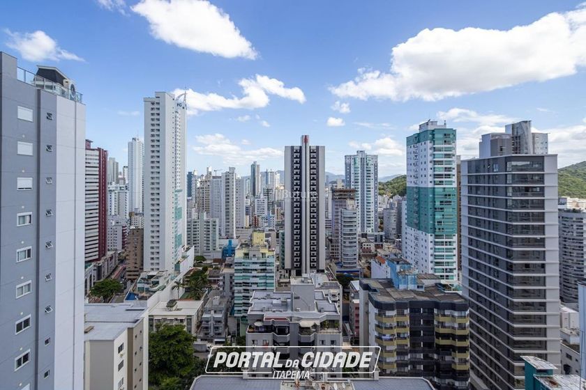 Apartamento &agrave; venda - 177m&sup2; - Centro