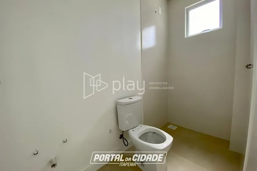 Apartamento &agrave; venda - 80m&sup2; - Meia Praia