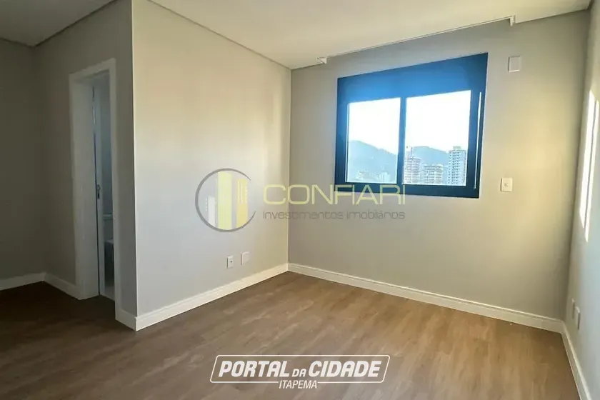 Apartamento &agrave; venda - 92m&sup2; - centro